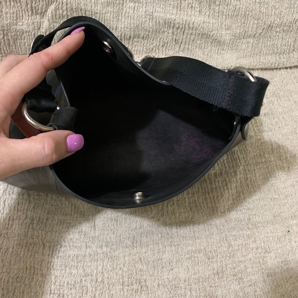 English Retread upcycled rubber purse - Picture 3 of 4